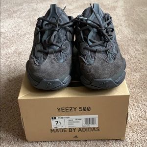 Yeezy 500 🛑 SOLD 🛑